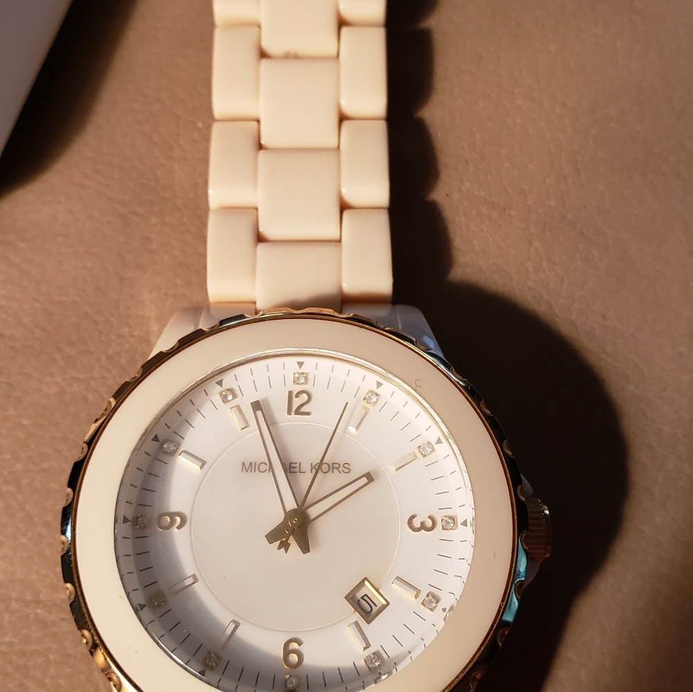 Michael Kors mens watch white plastic